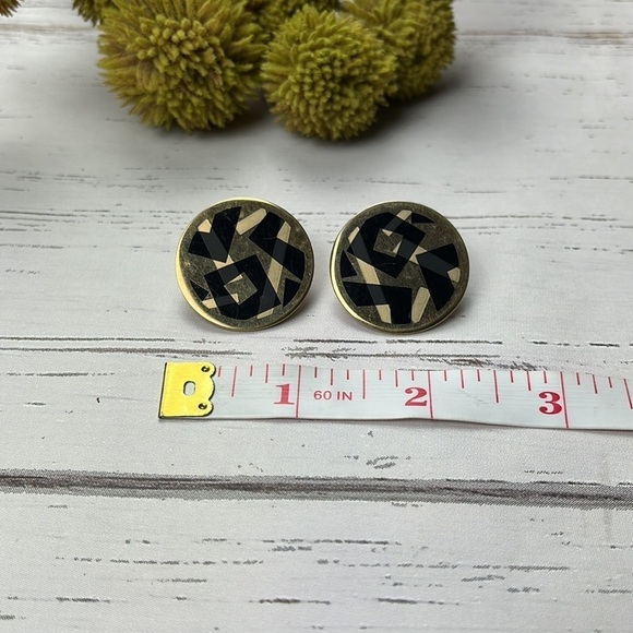 Vintage AVON Retro Geo Print Clip-on Earrings - Picture 5 of 5